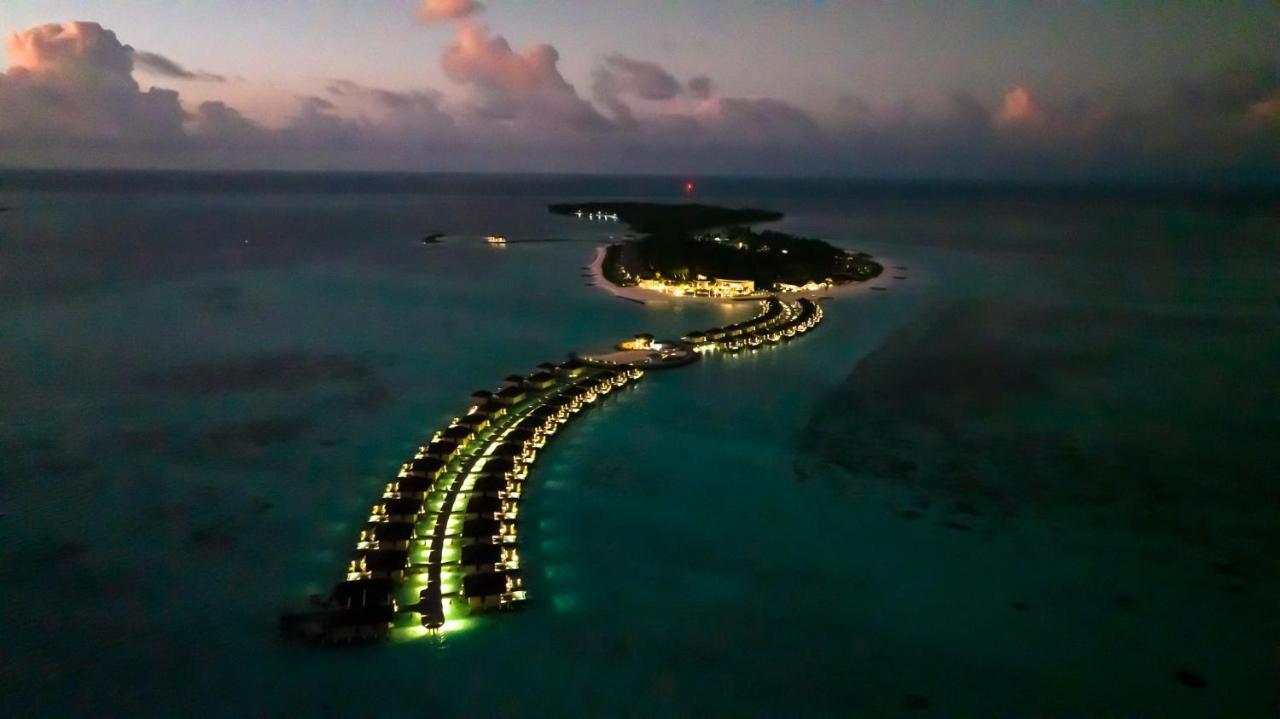 Madifushi Private Island Hotel Muli Exterior photo